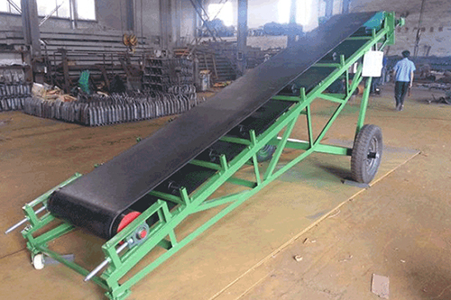 输送机：矿用输送机